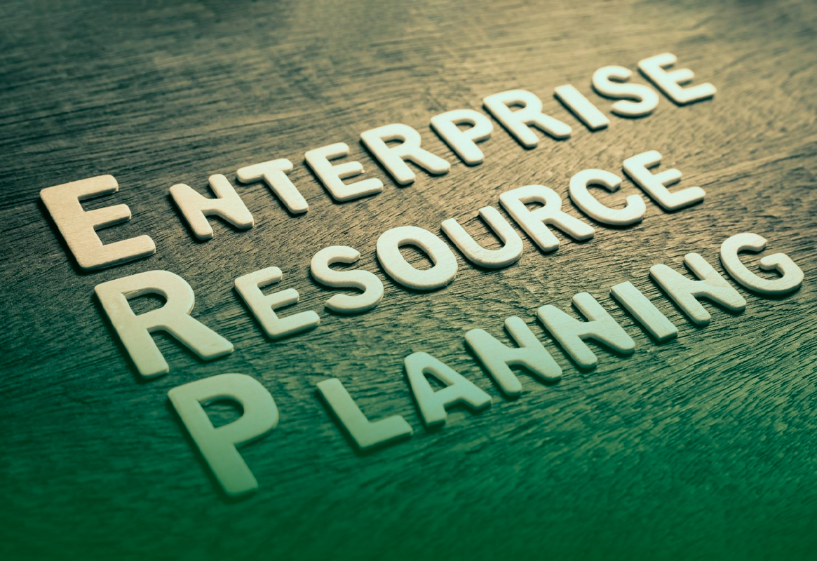 Kurumsal İşletmeler Neden Standart ERP'lerle Yönetilemez